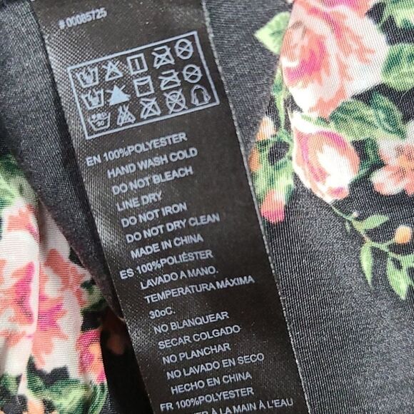 F21 Pink Rose Floral Strapless Romper Pockets Black Shorts Small Stretchy Boho - Picture 7 of 7